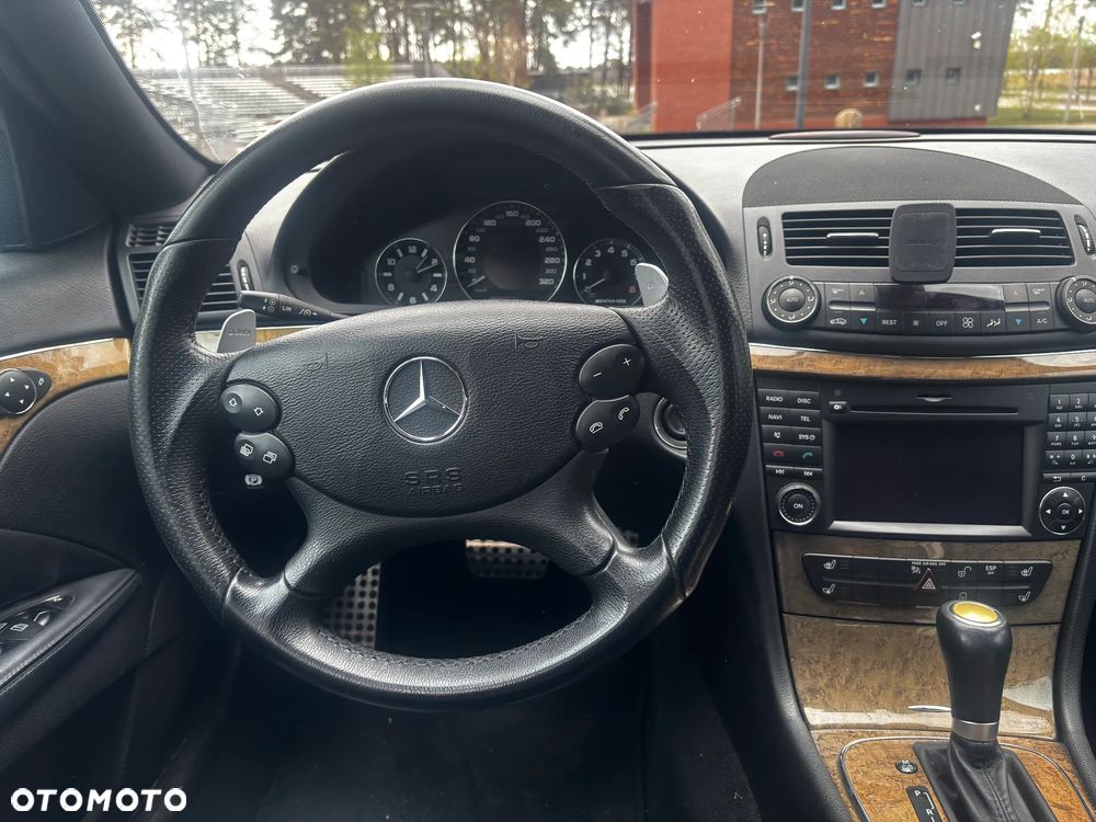 Mercedes-Benz Klasa E 63 AMG 7G-TRONIC - 5