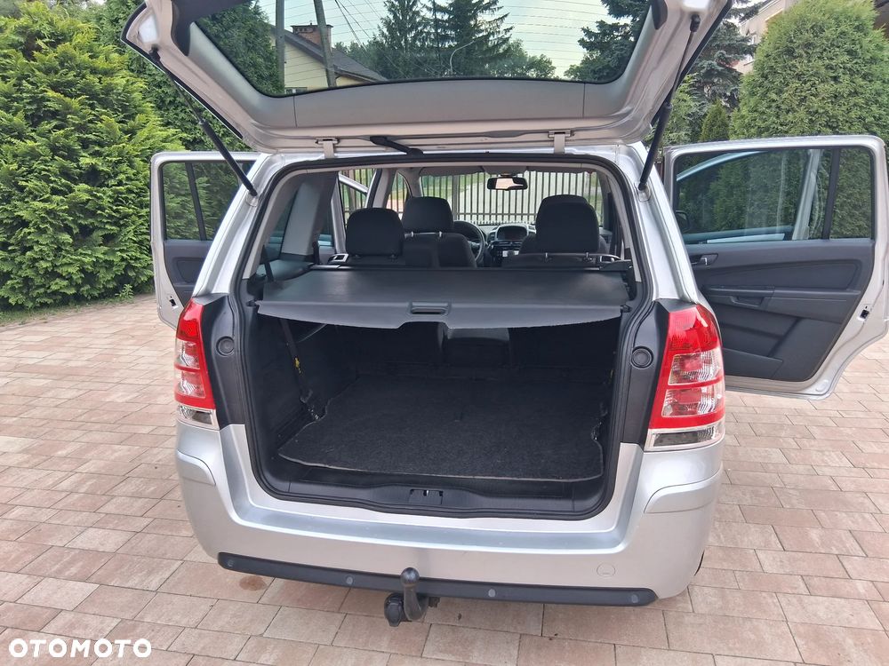 Opel Zafira 1.8 Family Plus - 16