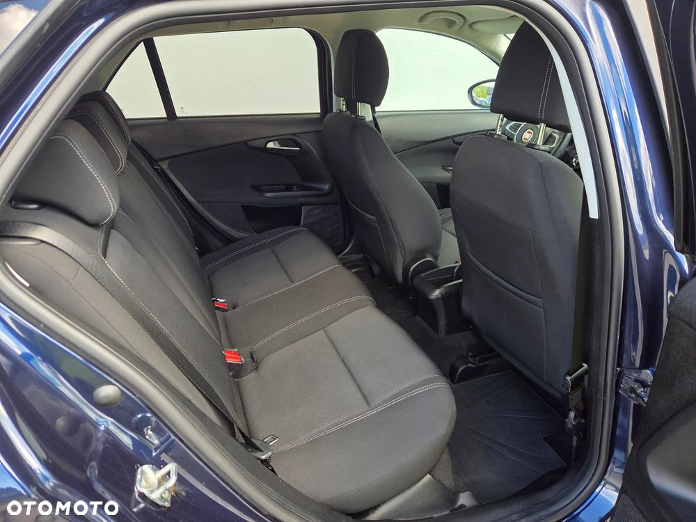 Fiat Tipo - 12