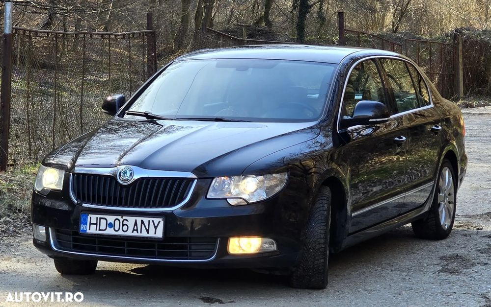 Skoda Superb 2.0 TDI Elegance DSG - 1