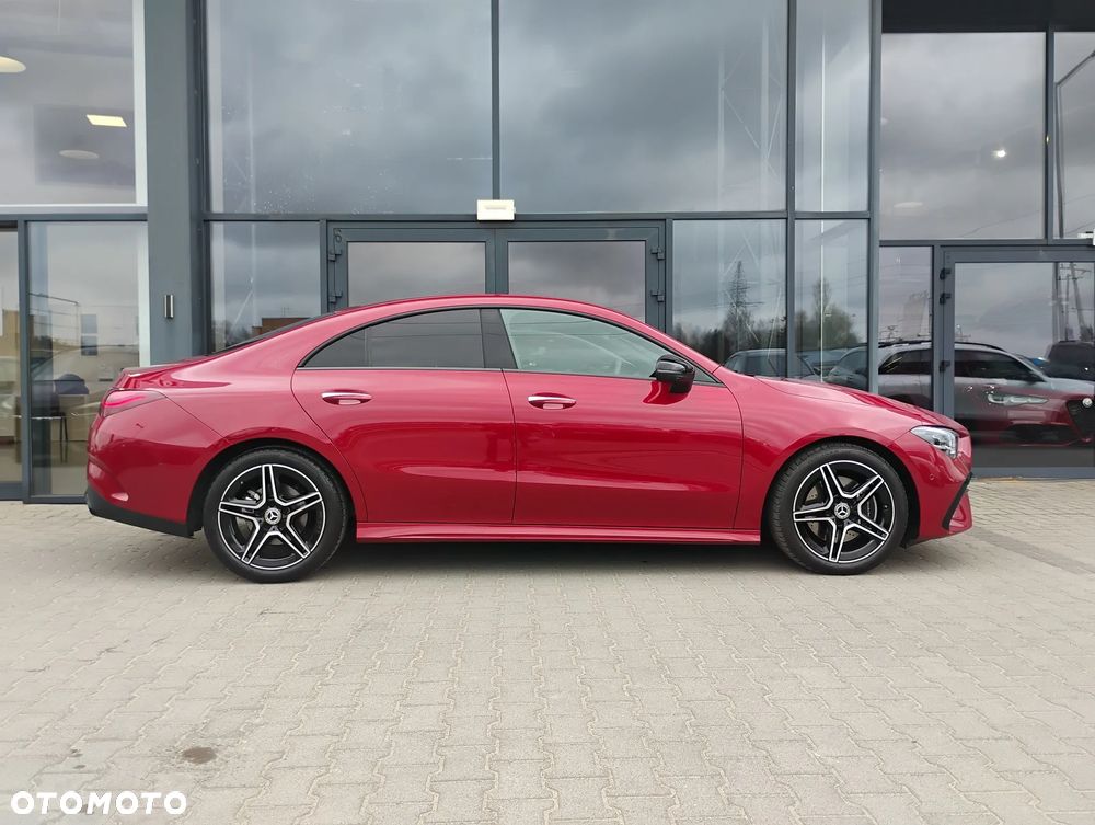 Mercedes-Benz CLA 200 AMG Line 7G-DCT - 4