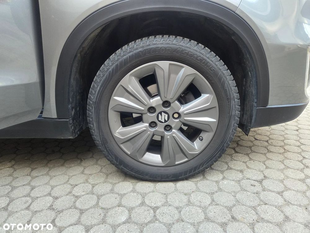 Suzuki Vitara 1.4 Boosterjet Premium 4WD - 36
