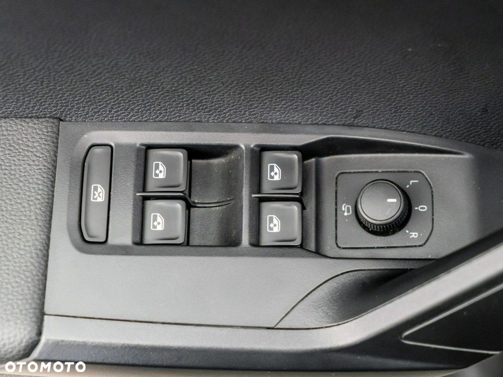 Seat Arona - 15