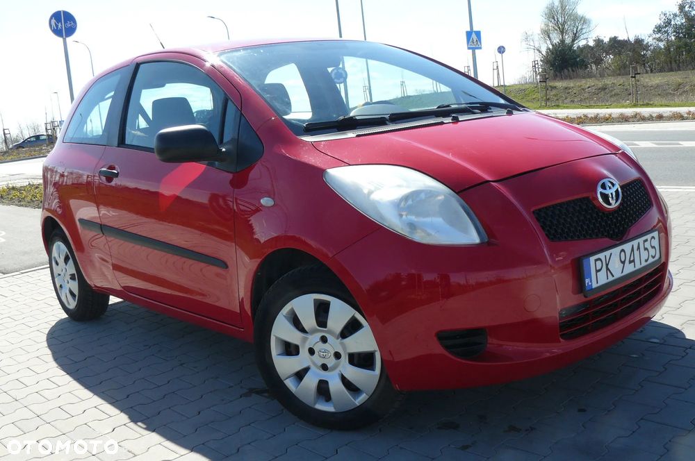 Toyota Yaris - 4
