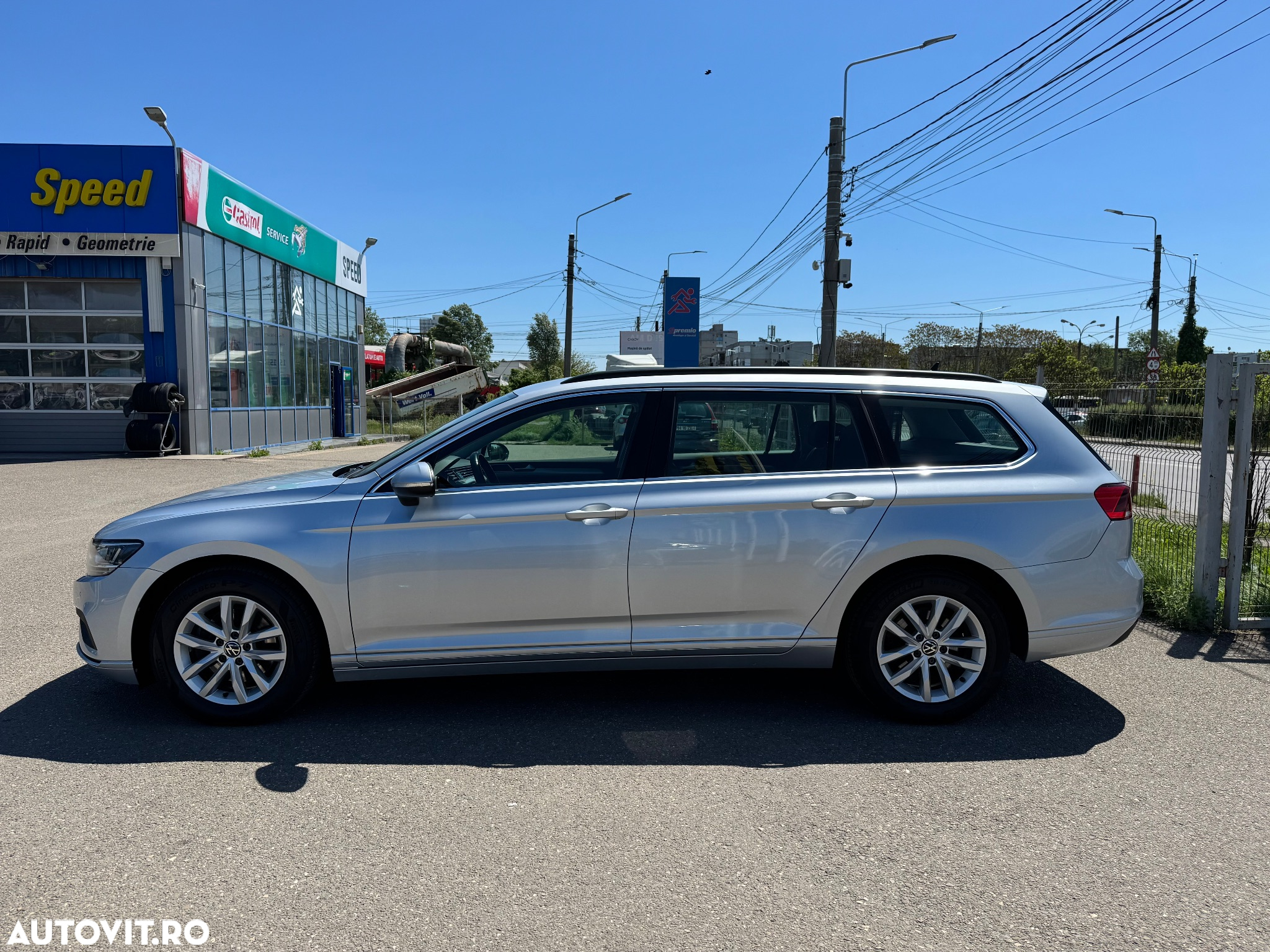Volkswagen Passat Variant 2.0 TDI DSG Business - 17