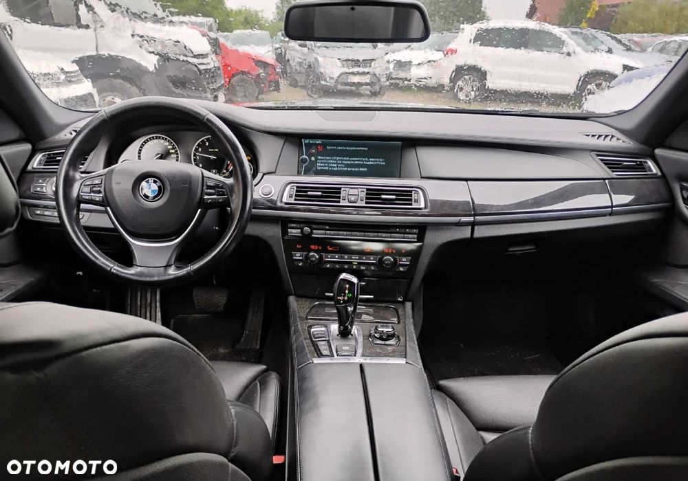 BMW Seria 7 - 7