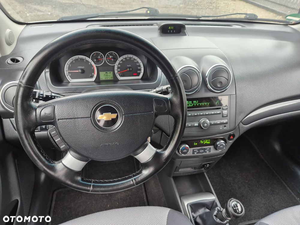 Chevrolet Aveo 1.4 16V LT - 10