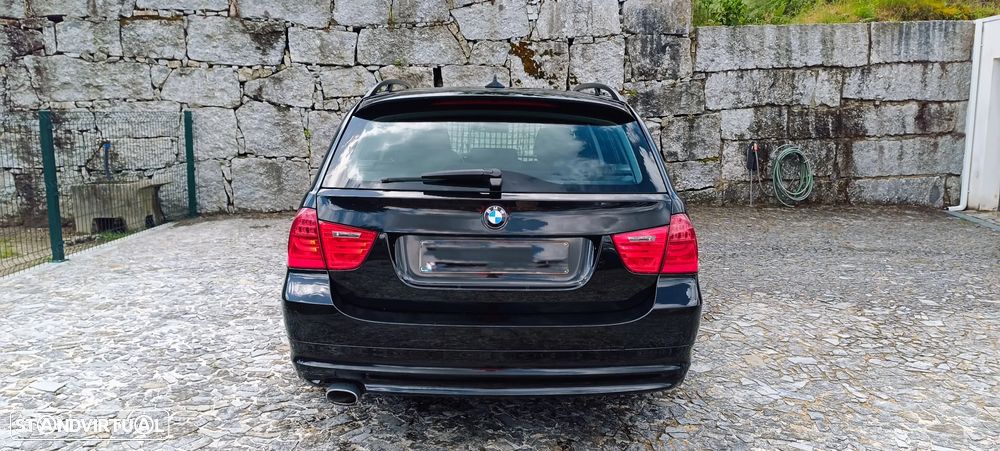 BMW 320 d Sport - 4