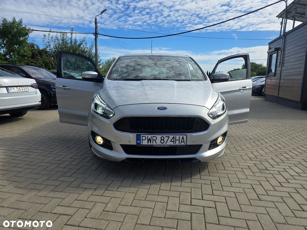 Ford S-Max - 24