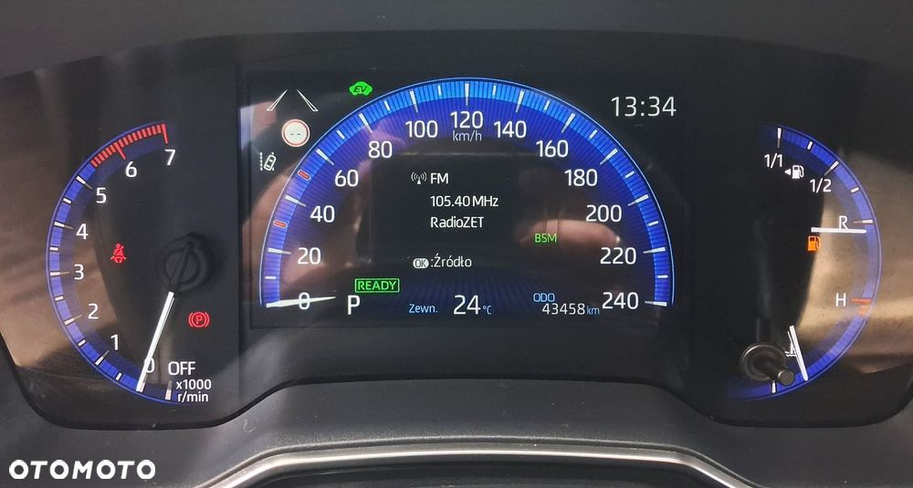 Toyota Corolla 1.8 Hybrid GPF Executive - 26