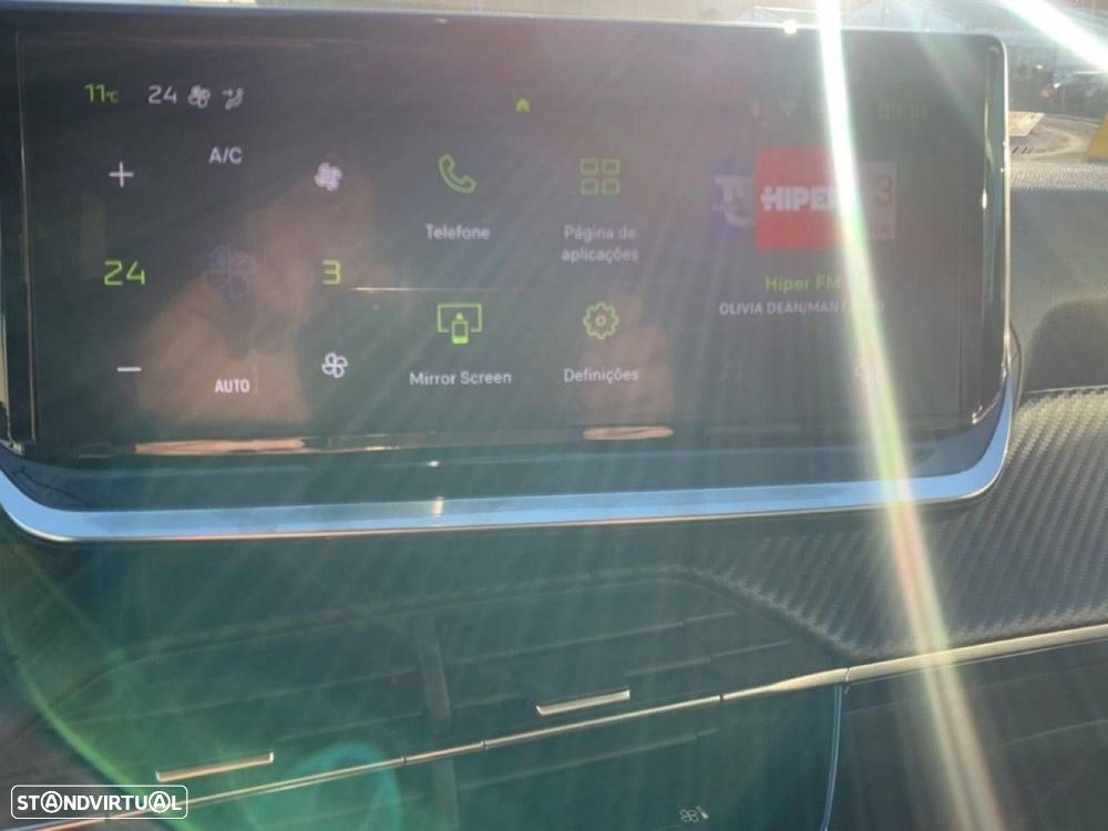 Peugeot 2008 1.2 Hybrid Allure e-DCS6 - 15