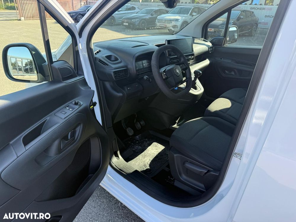 Citroën BERLINGO - 11