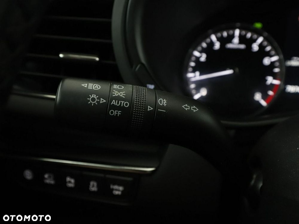Mazda 3 e-SKYACTIV-G 2.0 M HYBRID SELECTION - 36