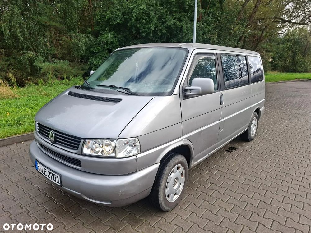 Volkswagen Multivan - 1