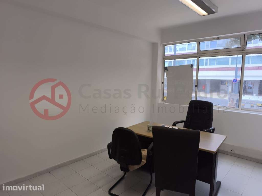 Apartamento T2+1 com Logradouro - Grande imagem: 5/38