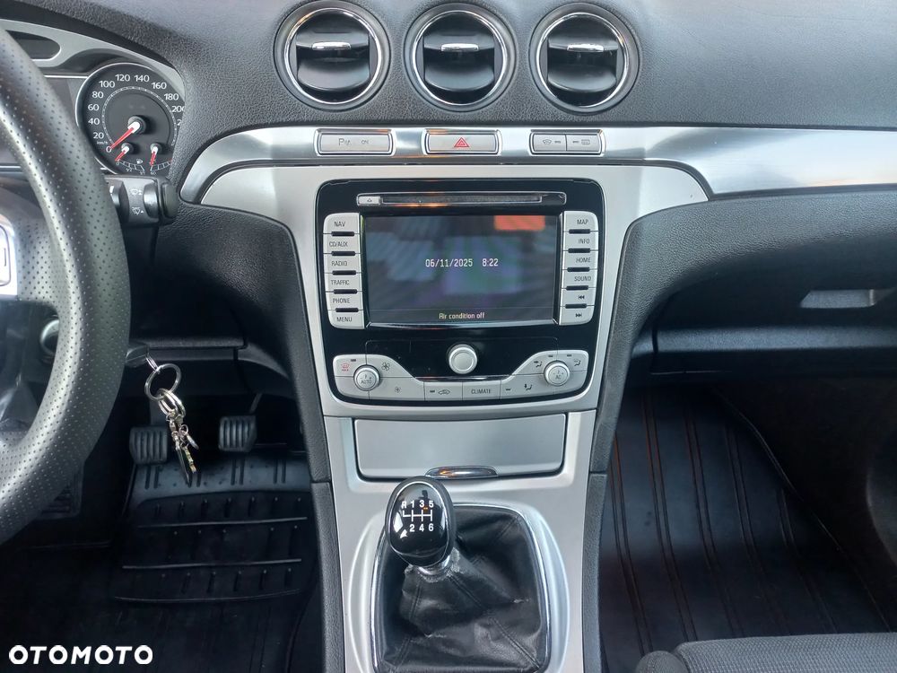 Ford S-Max 2.0 TDCi DPF Titanium - 24