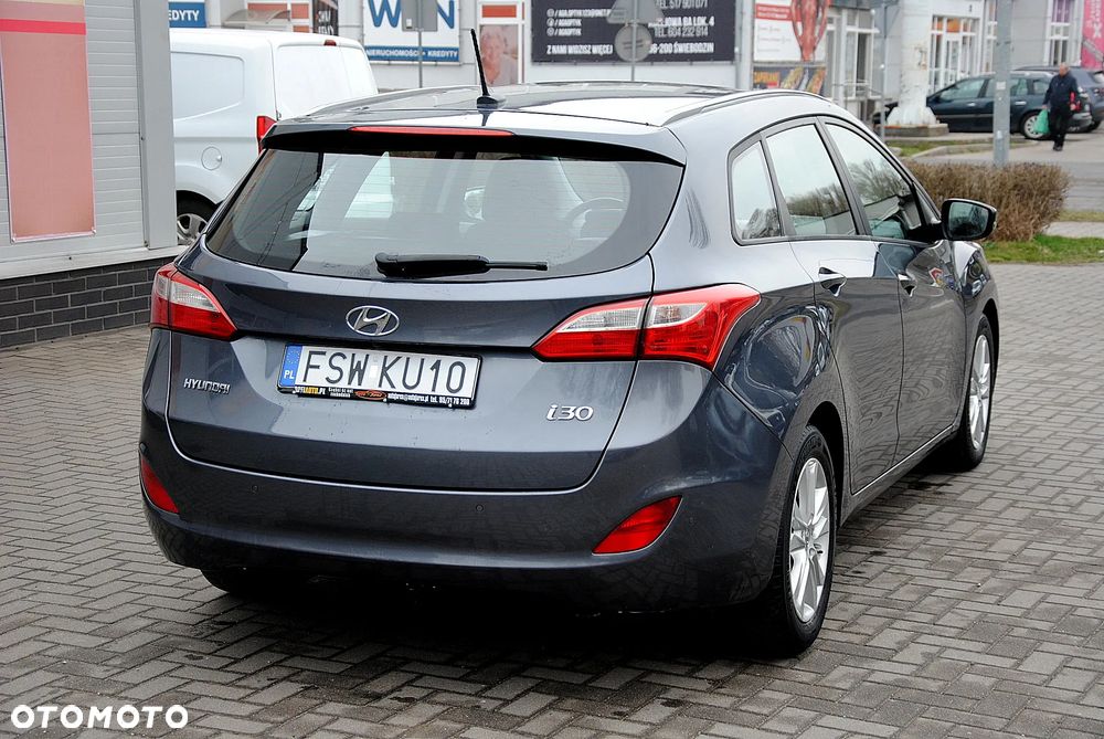 Hyundai i30 1.6 CRDi Premium - 6
