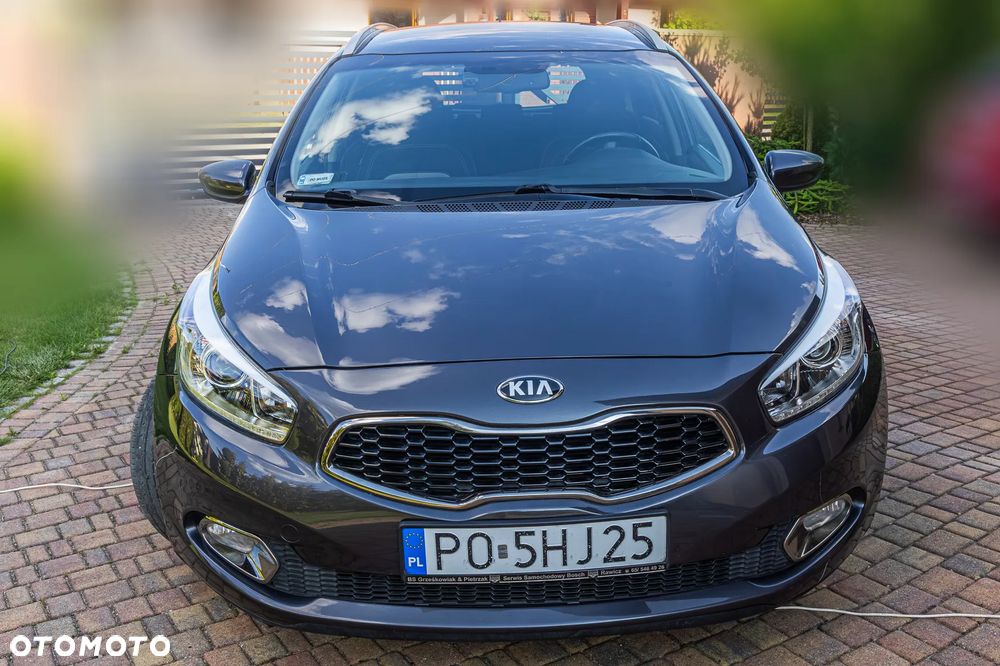 Kia Ceed 1.6 GDI Dream Team Edition - 2