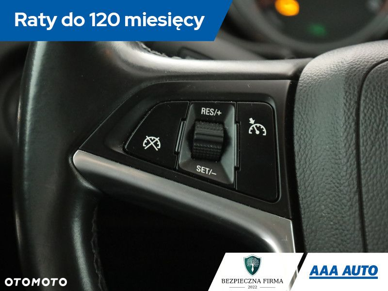 Opel Insignia - 15