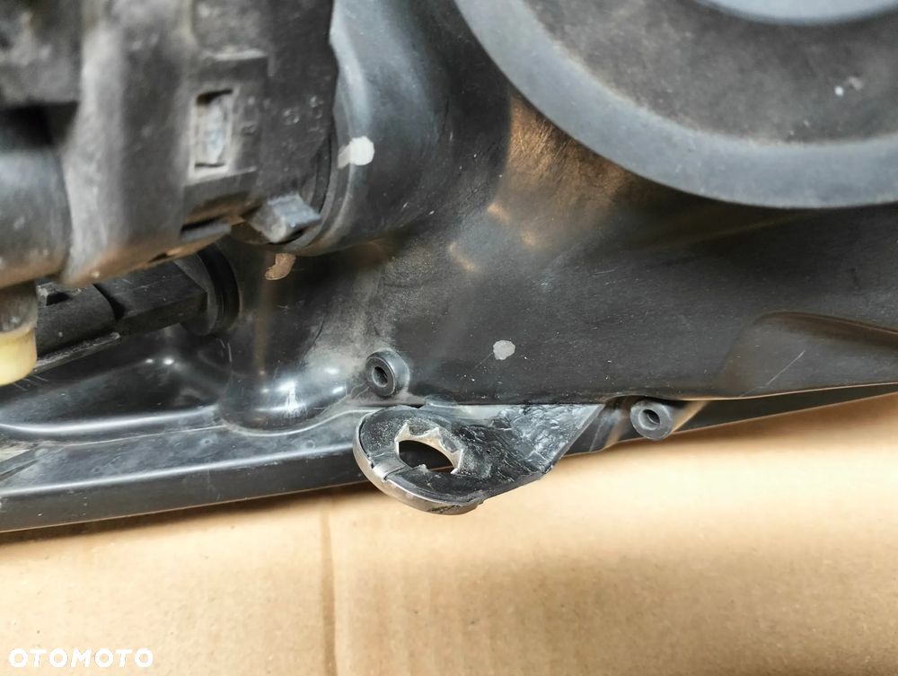 RENAULT SCENIC 2 LAMPA PRZÓD PRAWA ŁADNA - 5