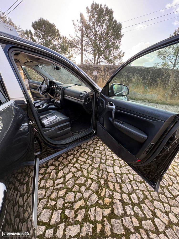 Porsche Cayenne - 6