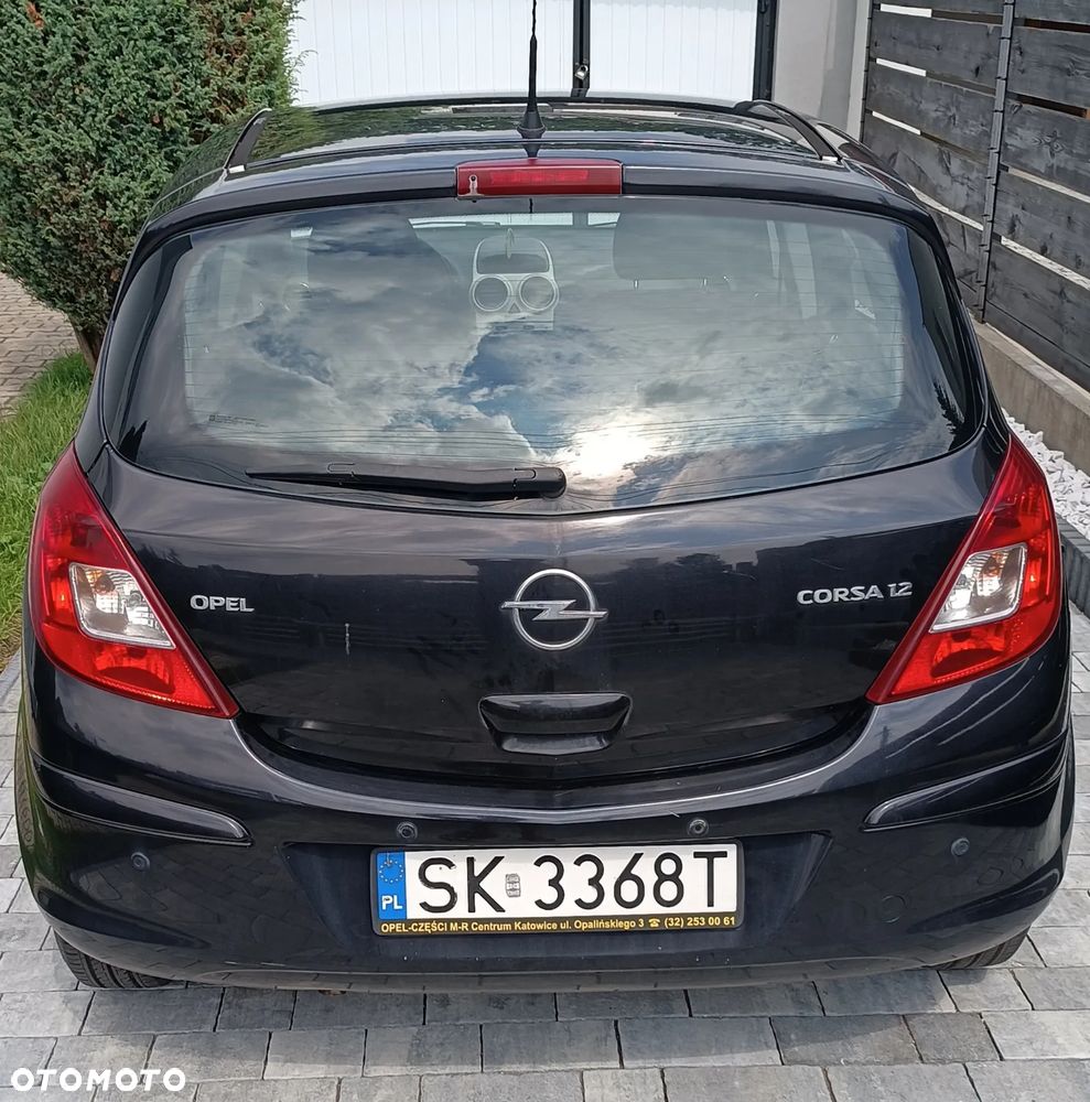 Opel Corsa 1.2 16V Essentia - 7