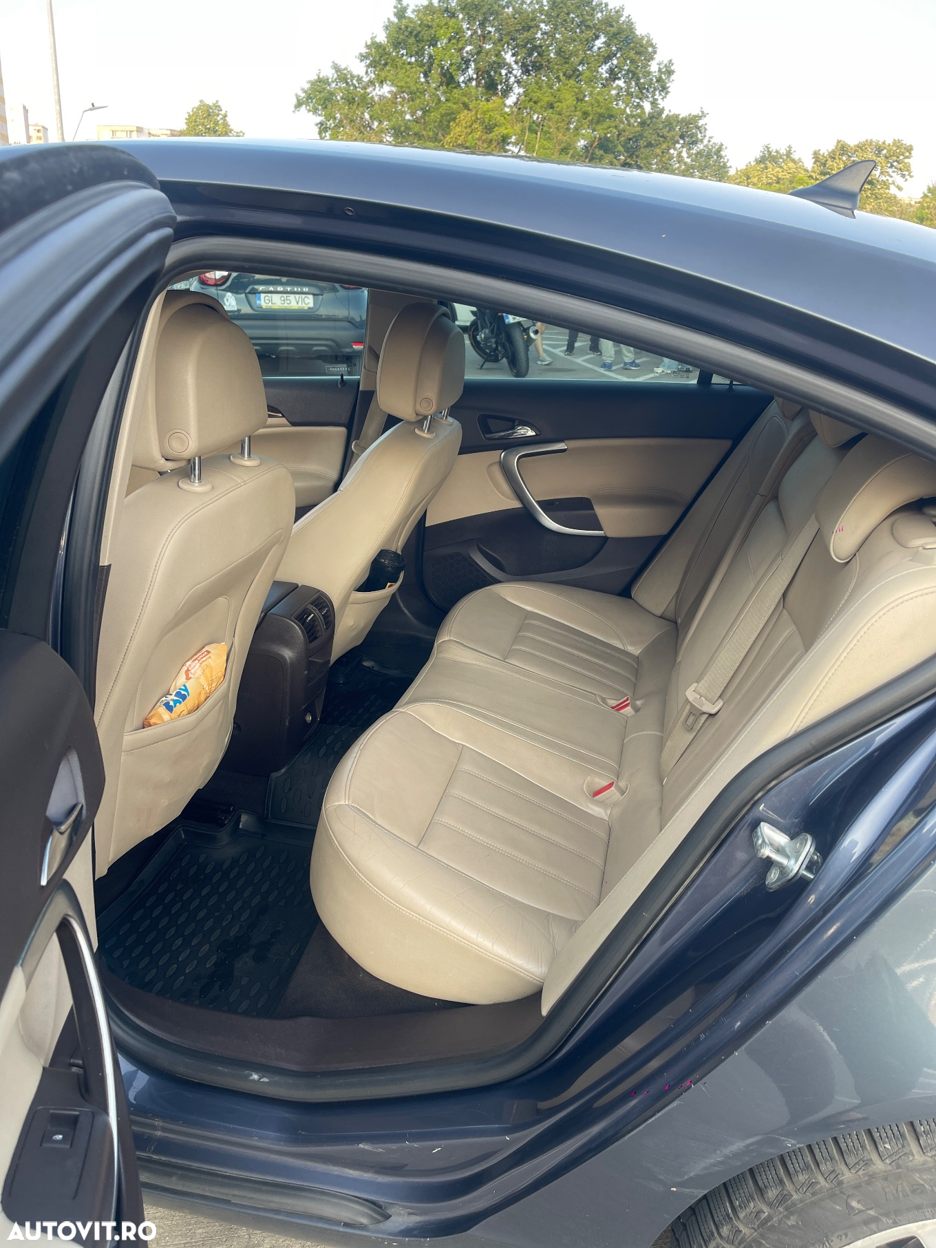 Opel Insignia - 9