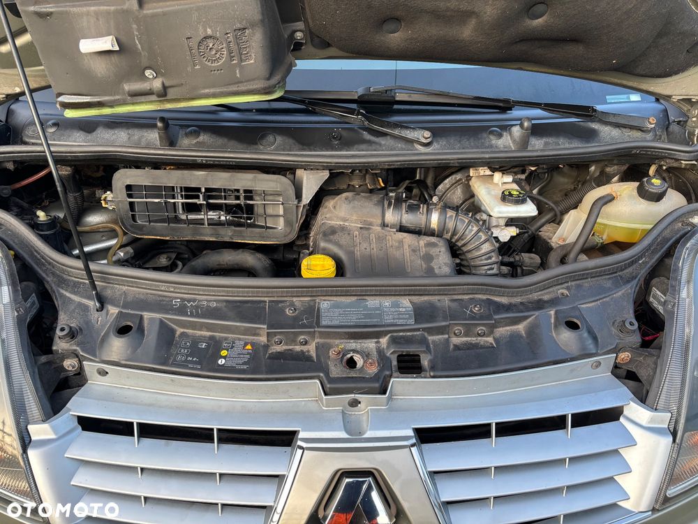 Renault Trafic - 28