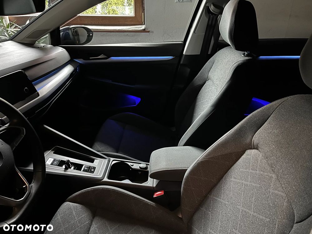 Volkswagen Golf Variant - 25