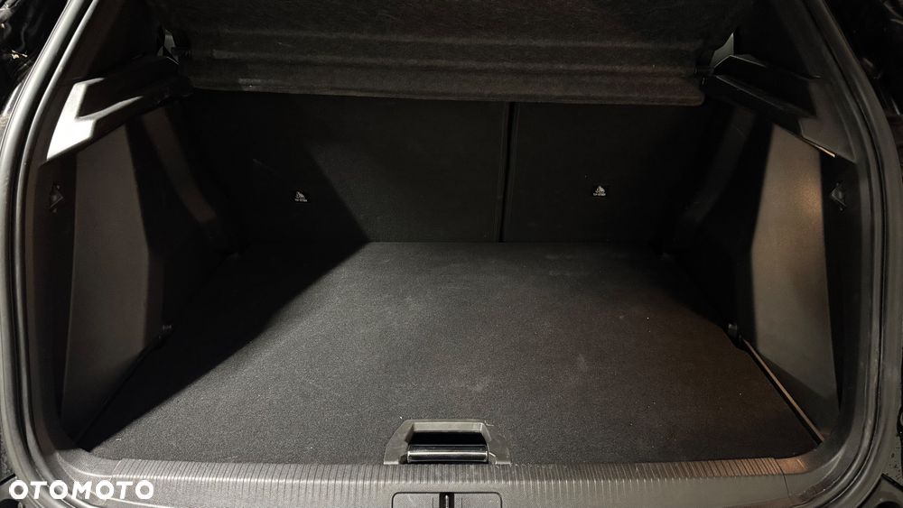 Peugeot 2008 PureTech 130 Allure - 17