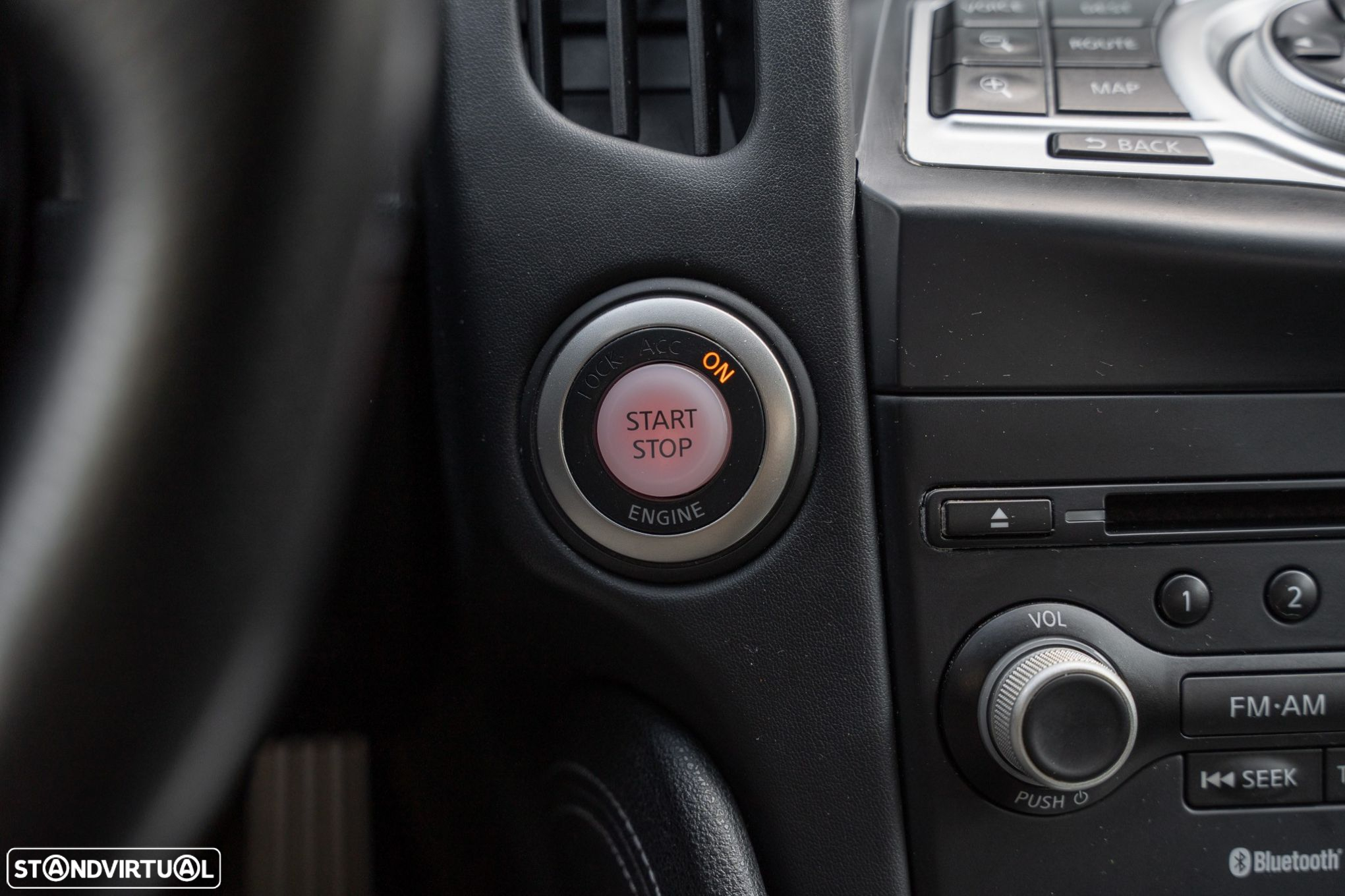 Nissan 370 Z Pack NAV+JA19 - 19