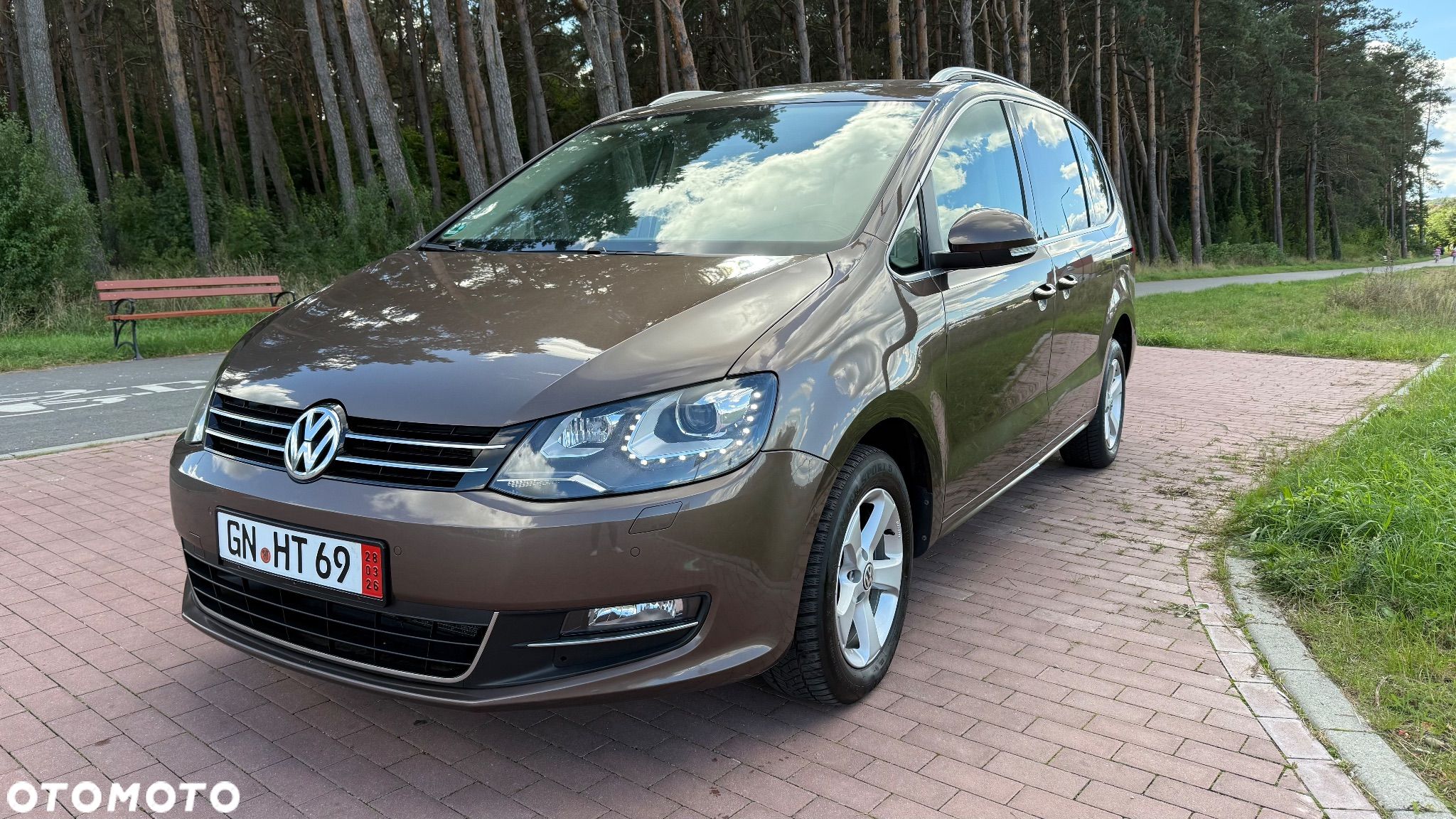 Volkswagen Sharan 2.0 TDI Comfortline DSG - 1
