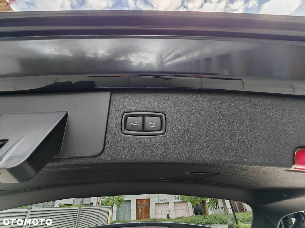 Porsche Cayenne Platinum Edition - 14