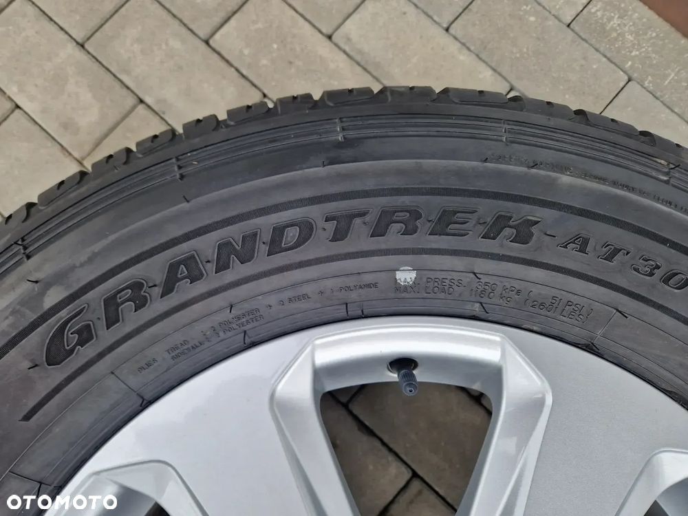 KOŁA CAŁOROCZNE TOYOTA LAND CRUISER 300 DUNLOP GRANDTREK ALL-TERRAIN AT30 114V  M+S 07/21, 265/65/R18, 7,5Jx18 ET60 6x139,7 - NOWE ORYGINALNE - 8