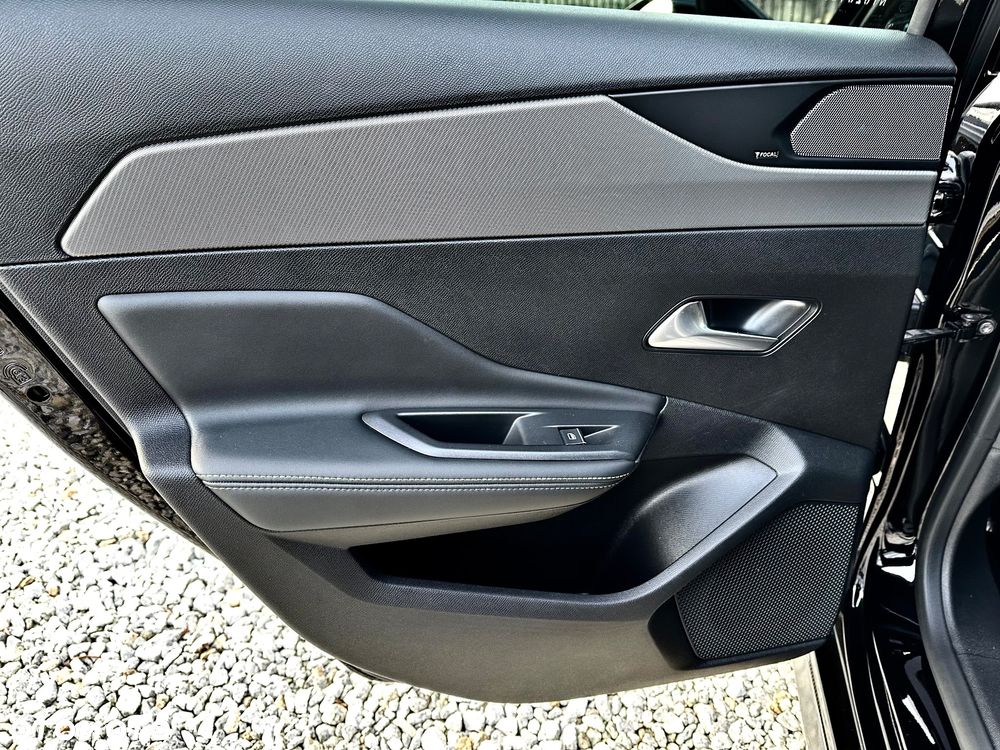 Peugeot 308 BlueHDi FAP 130 EAT8 Stop & Start GT - 24