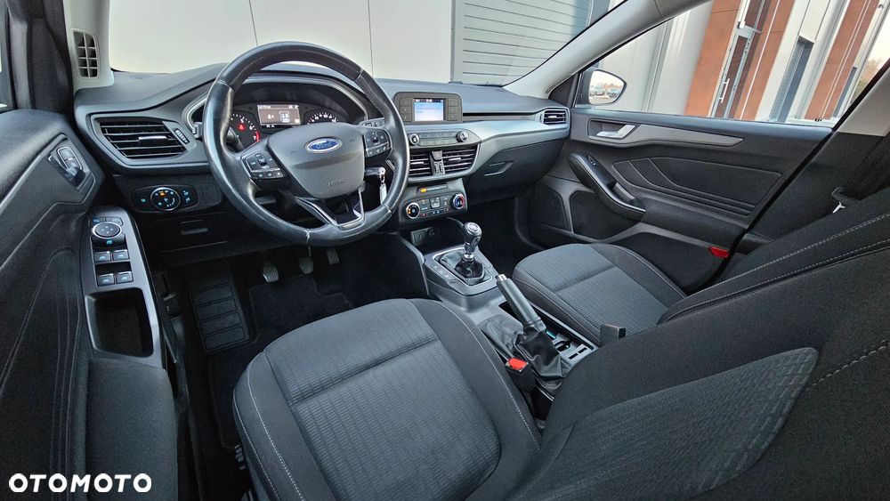 Ford Focus 1.0 EcoBoost Trend Edition Business - 12