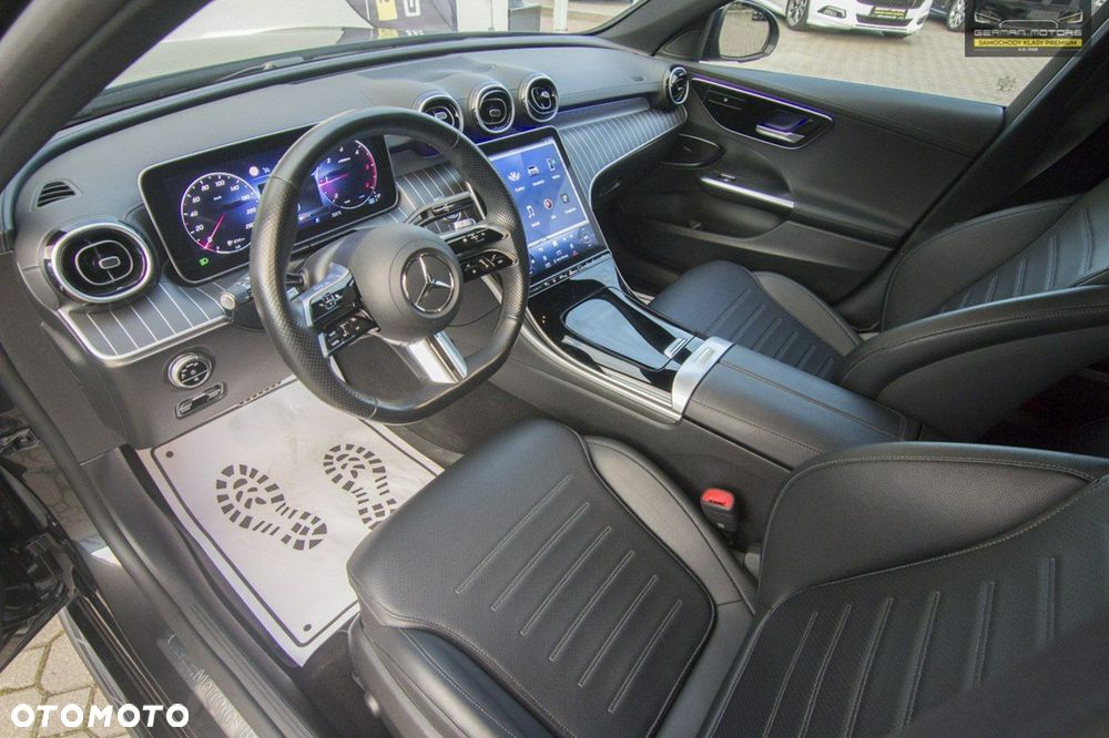 Mercedes-Benz Klasa C - 32