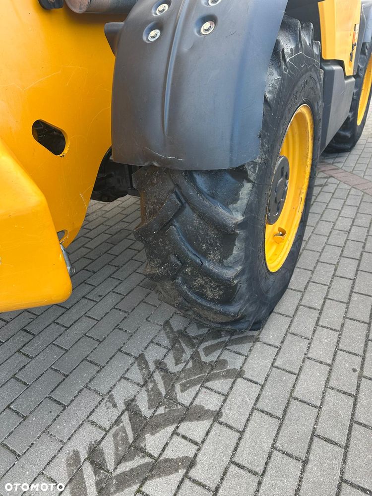 JCB 535-140 - 17