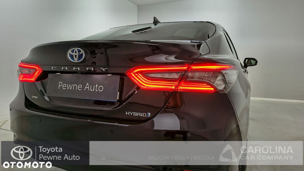 Toyota Camry 2.5 Hybrid Executive CVT - 19