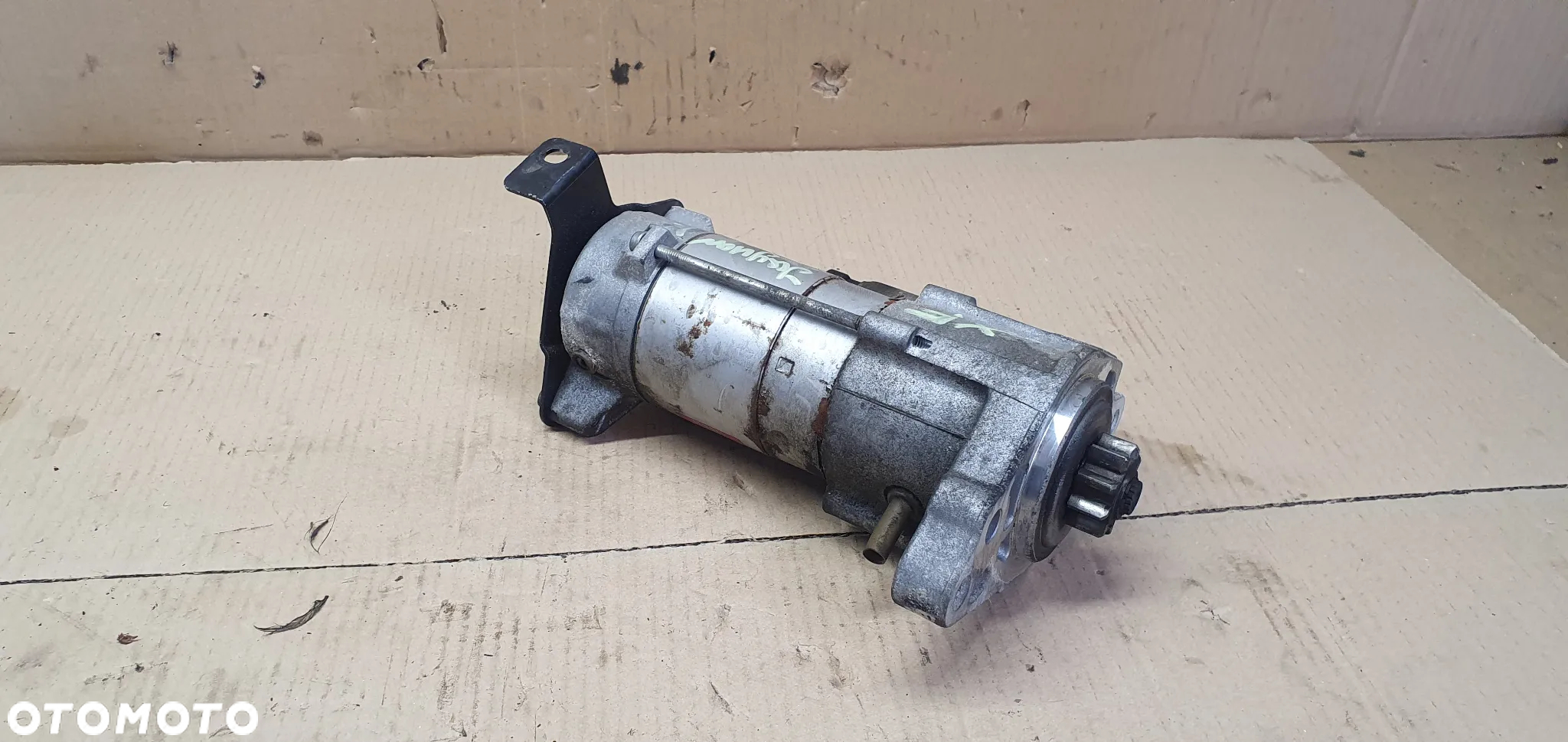 Rozrusznik starter silnika Jaguar XF X250 2.7 TDV6 8X23-11001-AA 428000-4890 - 3