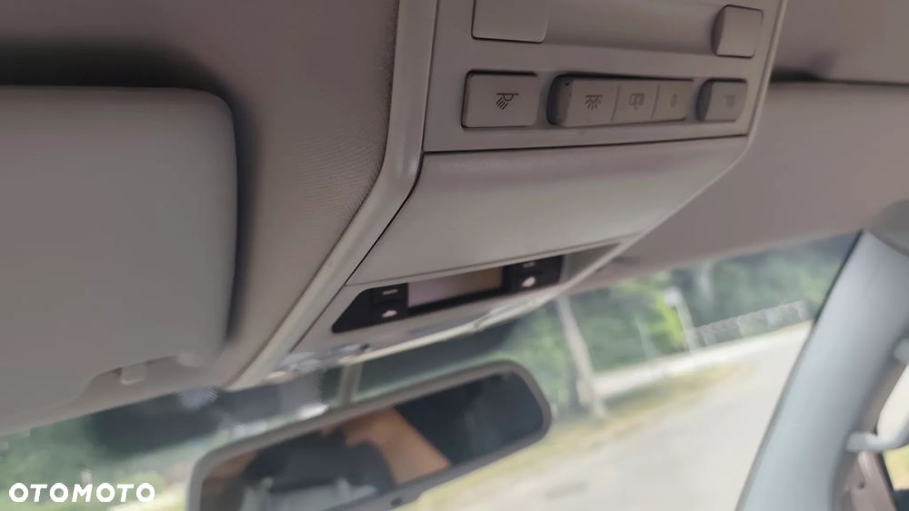 Volkswagen Multivan L1 Highline - 35