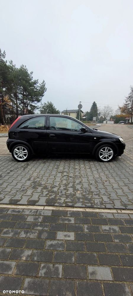 Opel Corsa 1.2 16V - 4