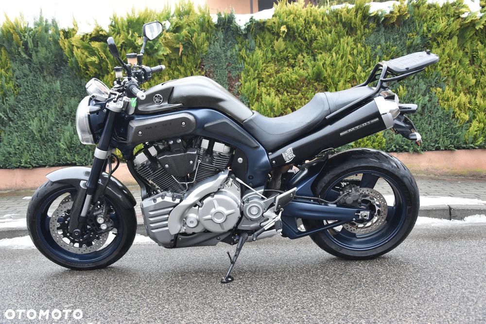 Yamaha MT - 5