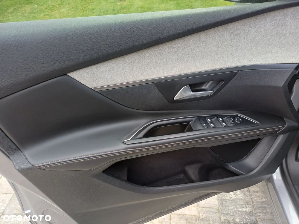 Peugeot 5008 BlueHDi 180 EAT8 GT - 14