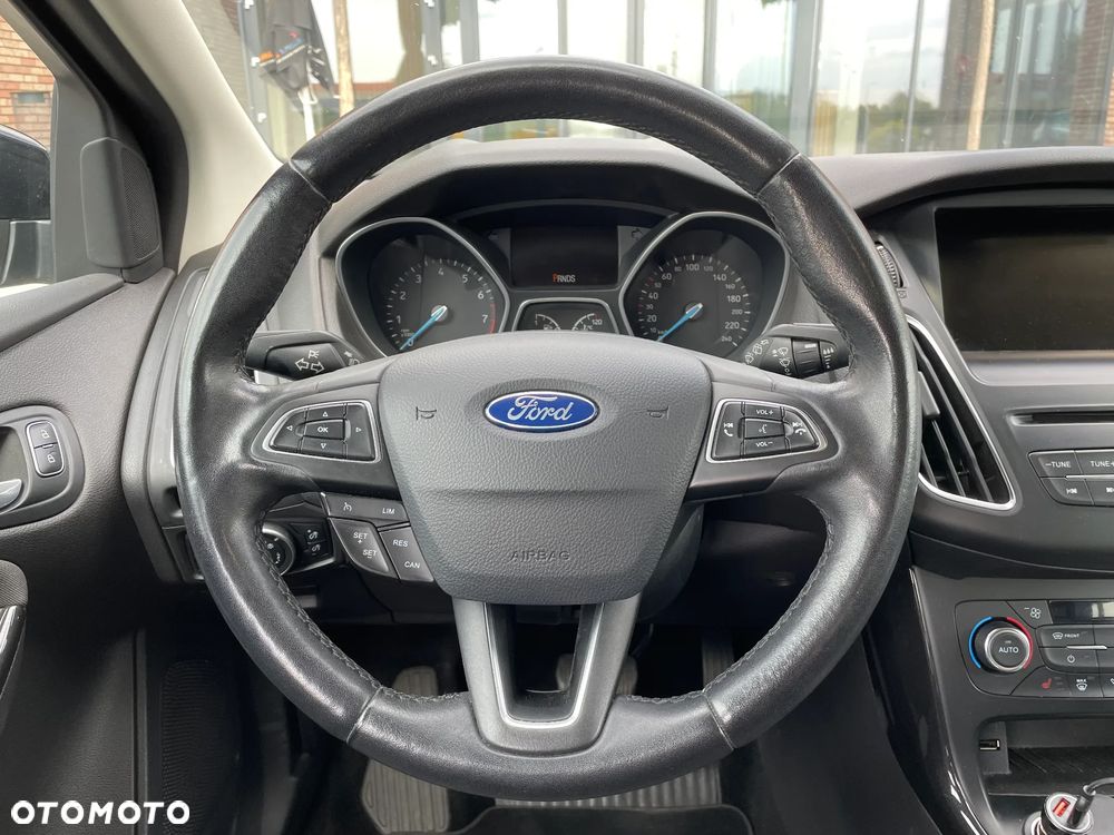 Ford Focus - 14