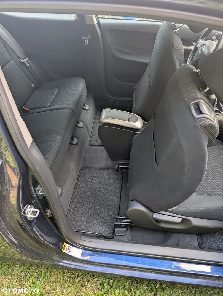 Toyota Auris 1.4 VVT-i Luna - 29