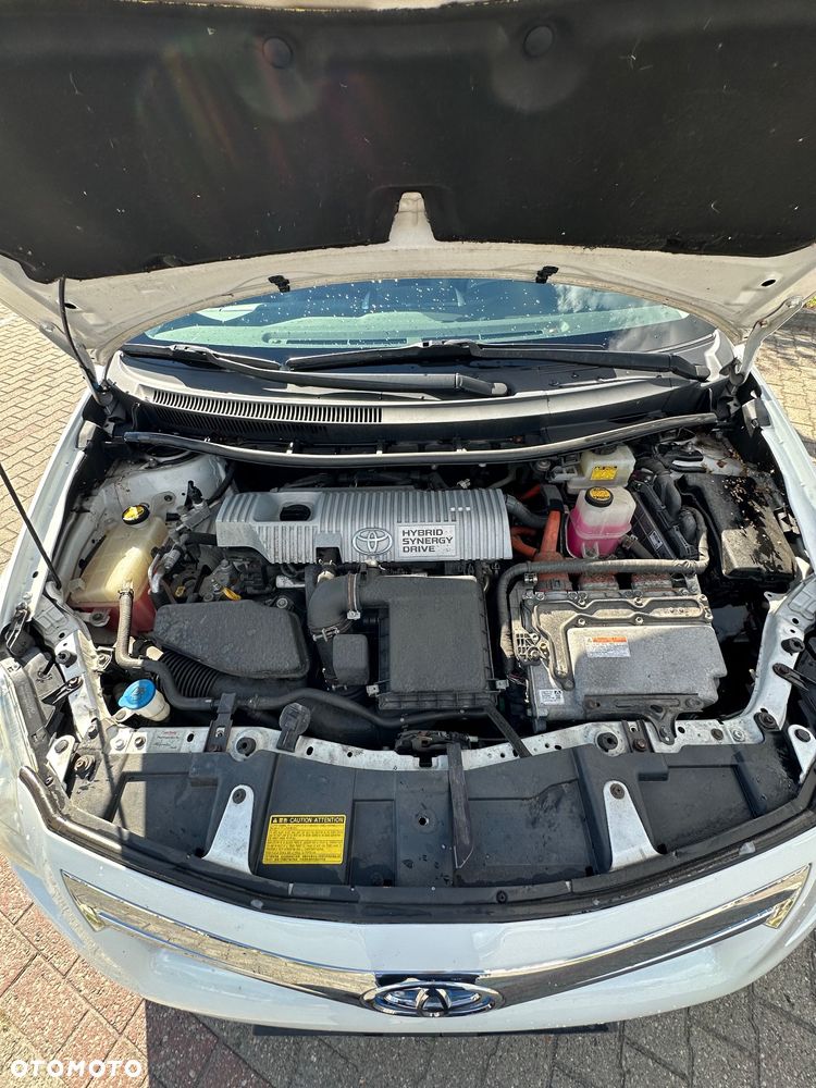 Toyota Auris 1.8 HSD Luna - 21