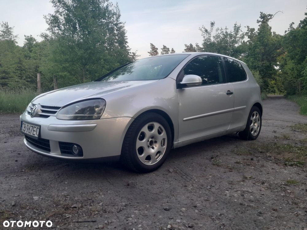 Volkswagen Golf - 1