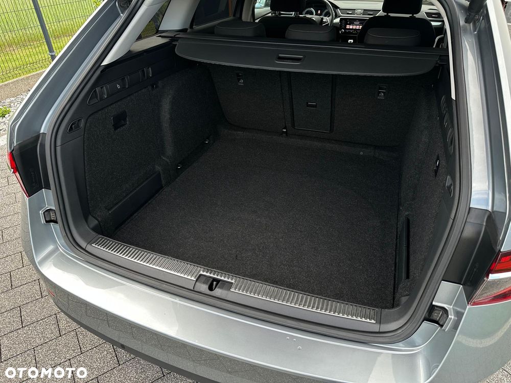 Skoda Superb 2.0 TDI Ambition - 36