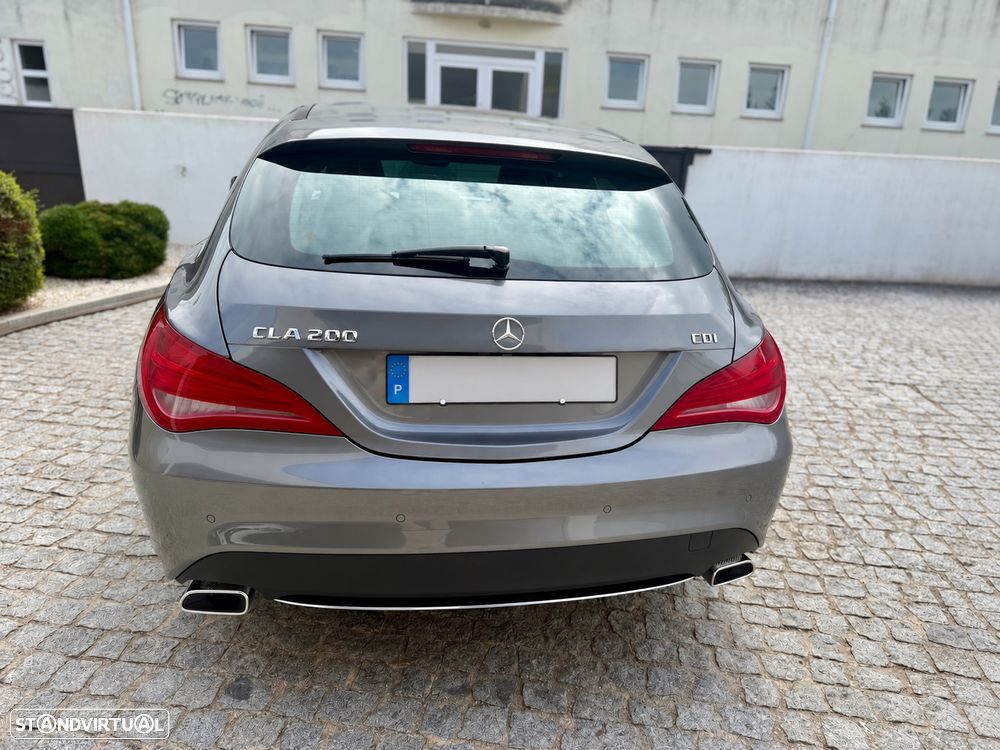 Mercedes-Benz CLA 200 - 5